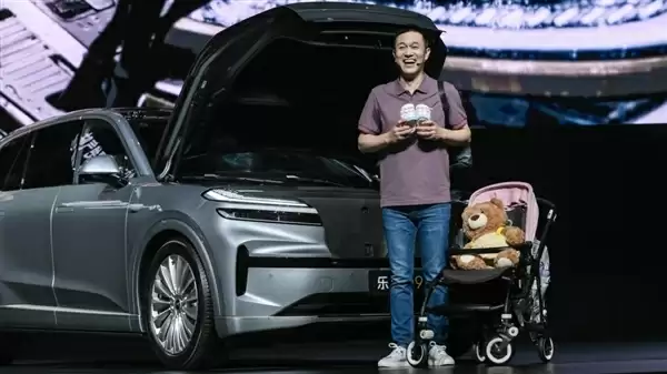 蔚来李斌坦言:品牌存续担忧影响40%购车决策