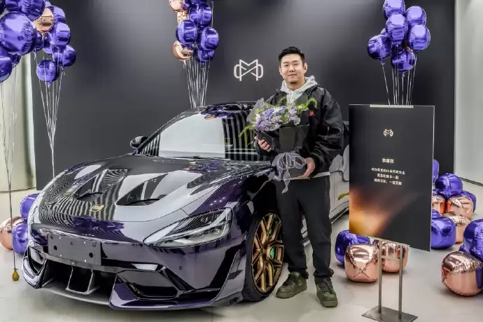 小米SU7 Ultra定制服务上线，紫水晶版开启交付