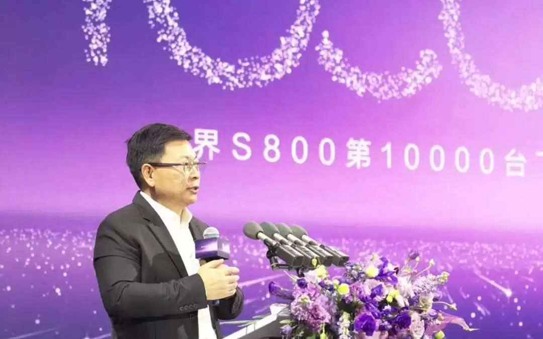 鸿蒙智行S800月交付过万，余承东称本月产能超4000台