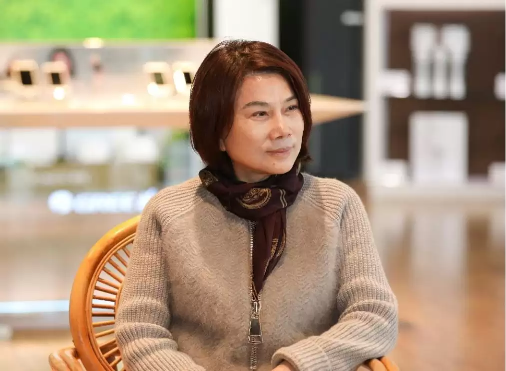 董明珠拒绝随大流：揭秘小米等友商抱团背后原因