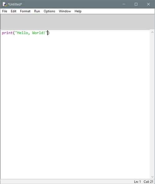 展示真实Python开发环境，包括终端中的Python版本检查、代码编辑器中的Hello World代码以及运行结果，直观体现从安装到首次运行的过程。